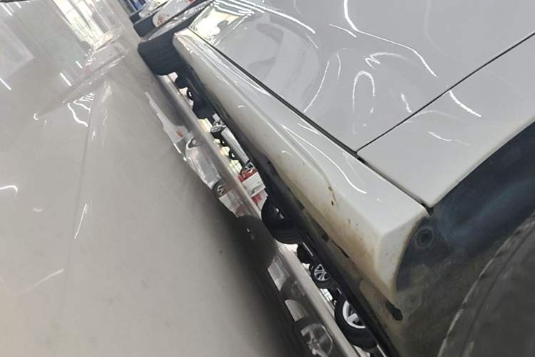 Used Mercedes-Benz A-Class 2022 Restyled A 200 L Sport Sedan Fashion Version Right Side Sill