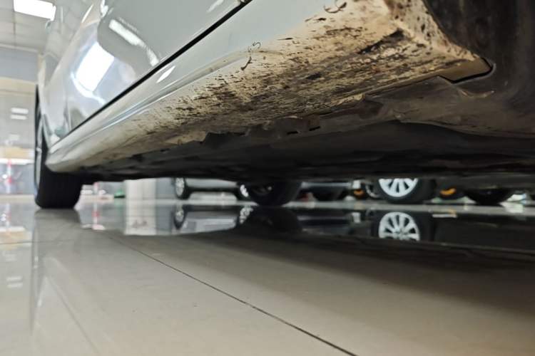 Used Mercedes-Benz A-Class 2022 Restyled A 200 L Sport Sedan Dynamic Version Right Side Sill
