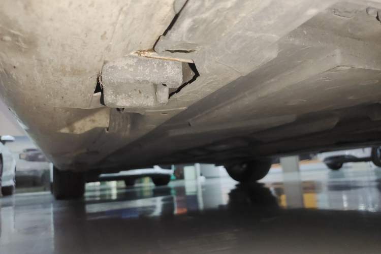 Used Mercedes-Benz A-Class 2022 Restyled A 200 L Sport Sedan Fashion Version Right Side Sill