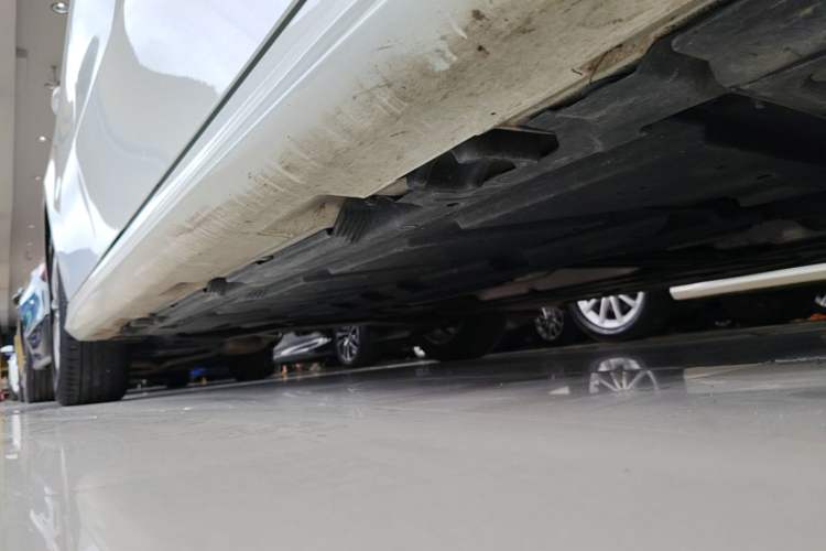Used Mercedes-Benz A-Class 2022 Restyled A 200 L Sport Sedan Fashion Version Right Side Sill
