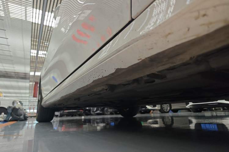 Used Mercedes-Benz A-Class 2022 Revised Version A 200 L Sport Sedan Fashionable Style Right Side Sill