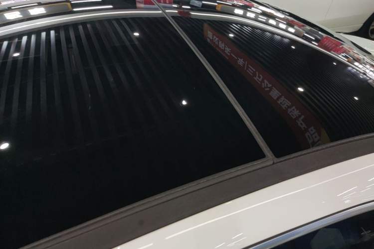 Used Mercedes-Benz A-Class 2022 Revised Version A 200 L Sport Sedan Fashionable Style Roof
