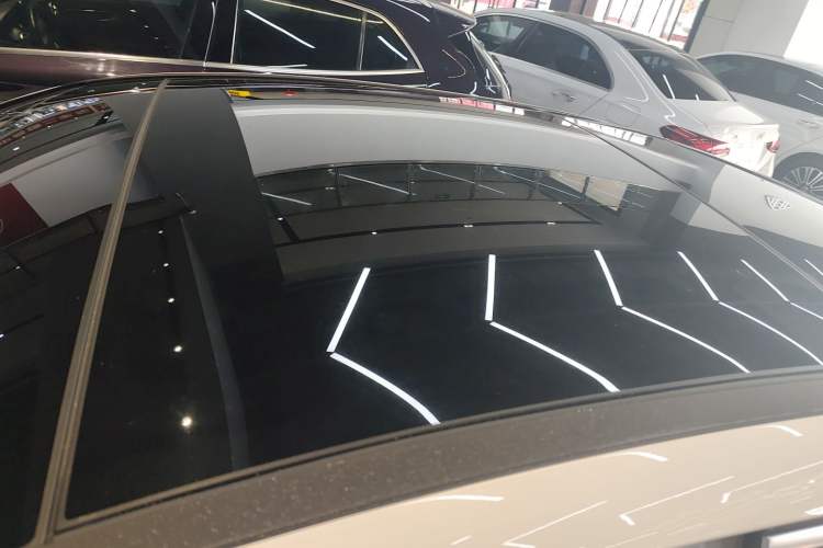 Used Mercedes-Benz A-Class 2022 Revised Version A 200 L Sport Sedan Fashionable Style Roof
