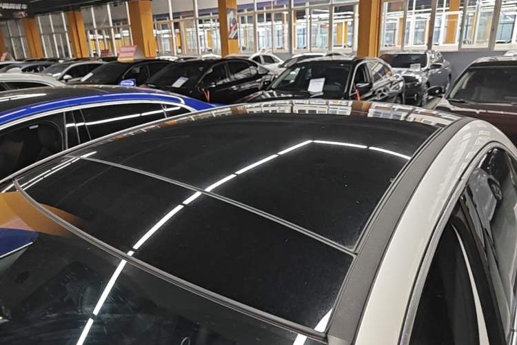 Used Mercedes-Benz A-Class 2022 Restyled A 200 L Sport Sedan Fashion Version Roof