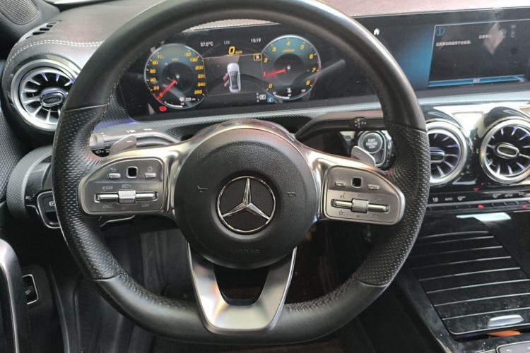 Used Mercedes-Benz A-Class 2022 A 200 L Sport Sedan Fashion Model Steering Wheel