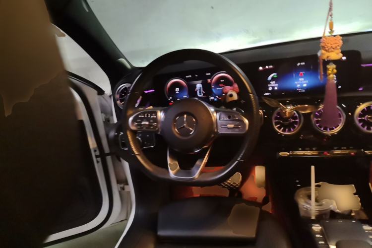 Used Mercedes-Benz A-Class 2022 Restyled A 200 L Sport Sedan Fashion Version Steering Wheel