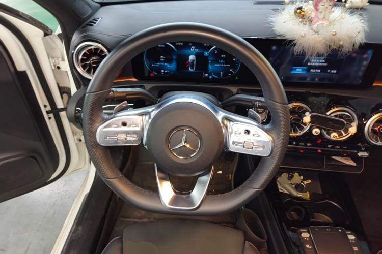 Used Mercedes-Benz A-Class 2022 A 200 L Sport Sedan Fashion Model Steering Wheel