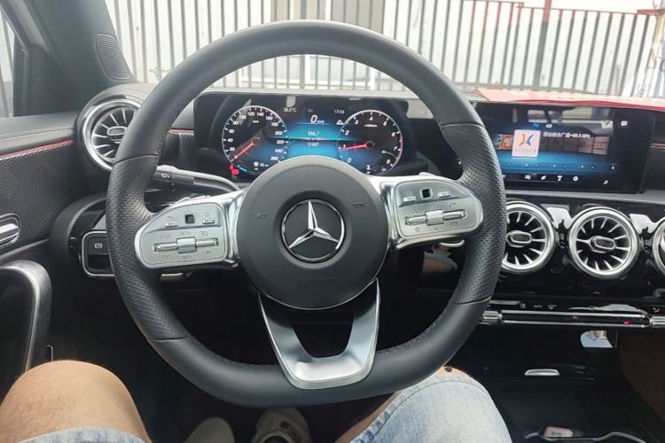 Used Mercedes-Benz A-Class 2022 Revised Version A 200 L Sport Sedan Fashionable Style Steering Wheel