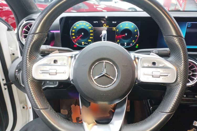 Used Mercedes-Benz A-Class 2022 Restyled A 200 L Sport Sedan Fashion Version Steering Wheel