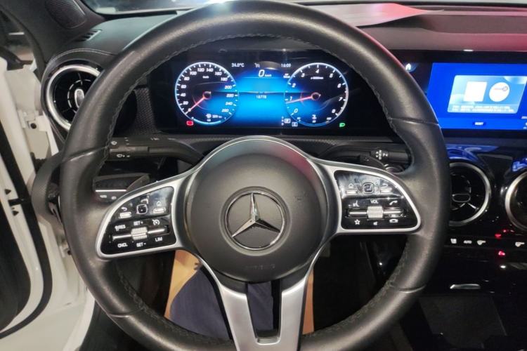 Used Mercedes-Benz A-Class 2022 Restyled A 200 L Sport Sedan Dynamic Version Steering Wheel