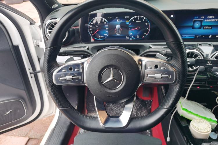 Used Mercedes-Benz A-Class 2022 Revised Version A 200 L Sport Sedan Fashionable Style Steering Wheel