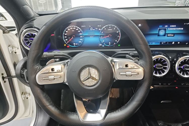 Used Mercedes-Benz A-Class 2022 Revised Version A 200 L Sport Sedan Fashionable Style Steering Wheel