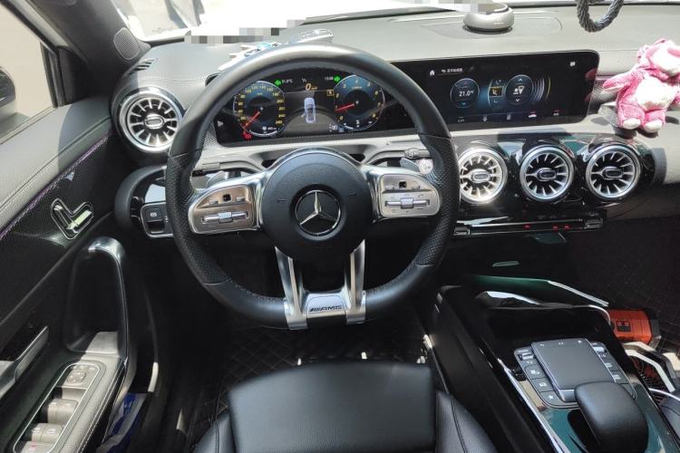 Used Mercedes-Benz A-Class 2022 Second Facelift A 200 L Sport Sedan Fashion Version Steering Wheel