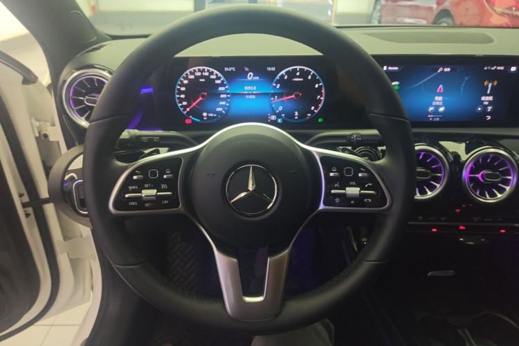 Used Mercedes-Benz A-Class 2022 Revised A 200 Fashion Version Steering Wheel