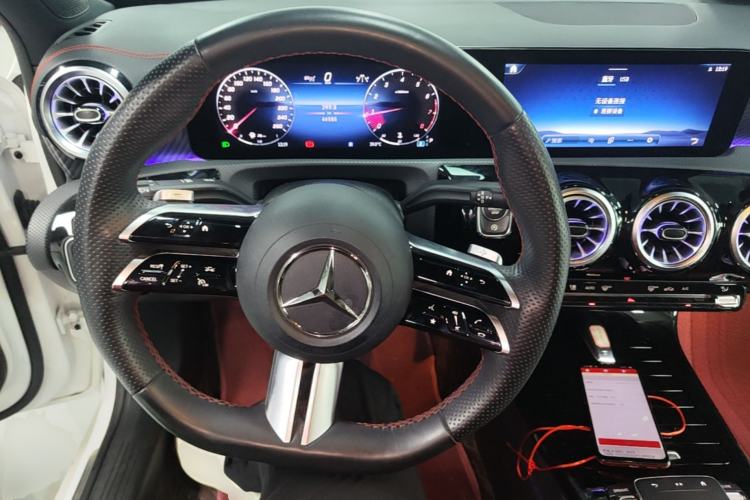 Used Mercedes-Benz A-Class 2022 Revised Version A 200 L Sport Sedan Fashionable Style Steering Wheel