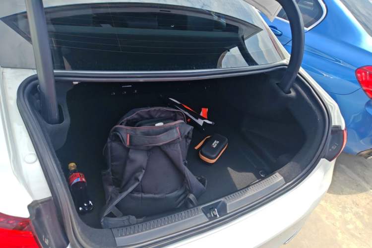 Used Mercedes-Benz A-Class 2022 Revised Version A 200 L Sport Sedan Fashionable Style Trunk