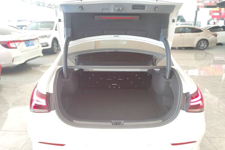 Used Mercedes-Benz A-Class 2022 Revised Version A 200 L Sport Sedan Fashionable Style Trunk