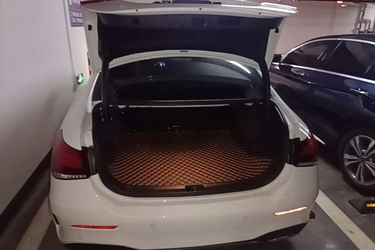 Used Mercedes-Benz A-Class 2022 Restyled A 200 L Sport Sedan Fashion Version Trunk