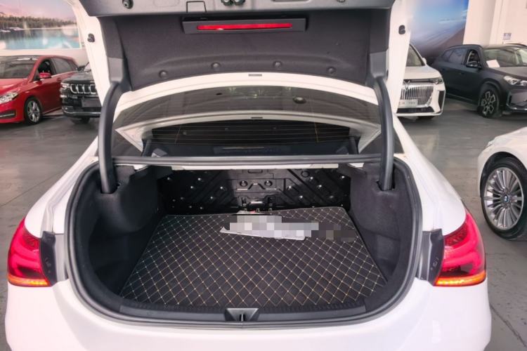 Used Mercedes-Benz A-Class 2022 Second Facelift A 200 L Sport Sedan Fashion Version Trunk