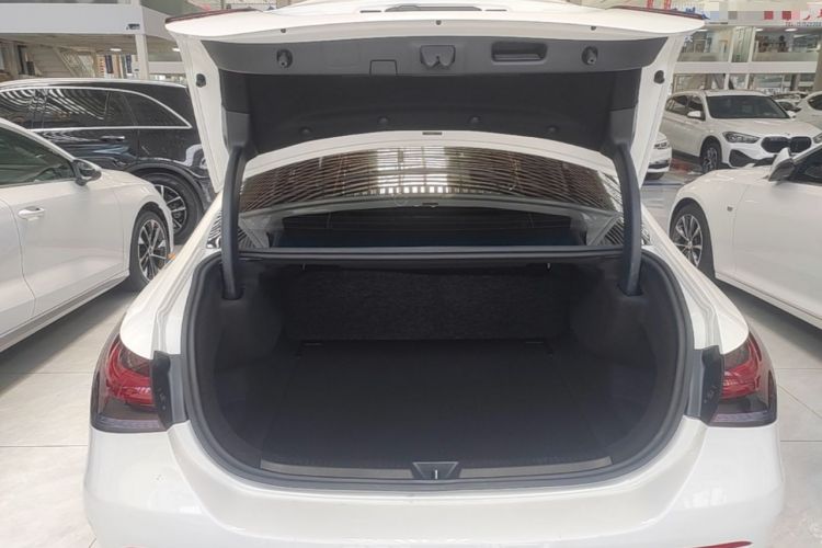 Used Mercedes-Benz A-Class 2022 Restyled A 200 L Sport Sedan Fashion Version Trunk
