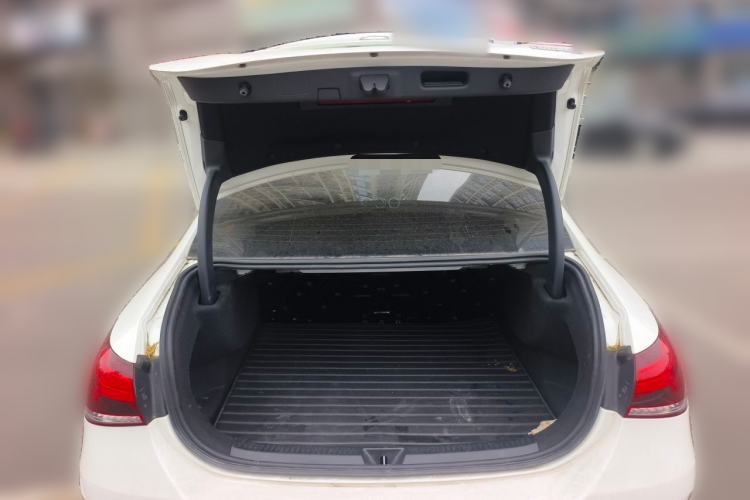 Used Mercedes-Benz A-Class 2022 Second Facelift A 200 L Sport Sedan Fashion Version Trunk