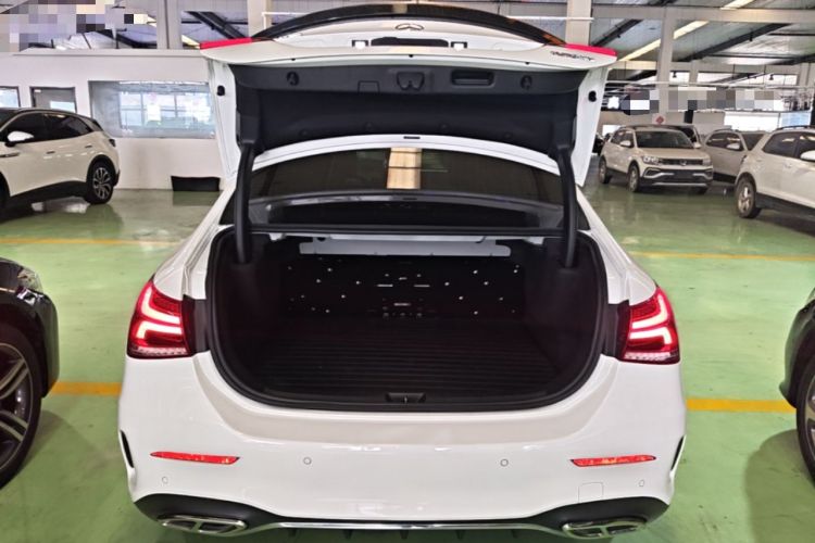 Used Mercedes-Benz A-Class 2022 Second Facelift A 200 L Sport Sedan Fashion Version Trunk