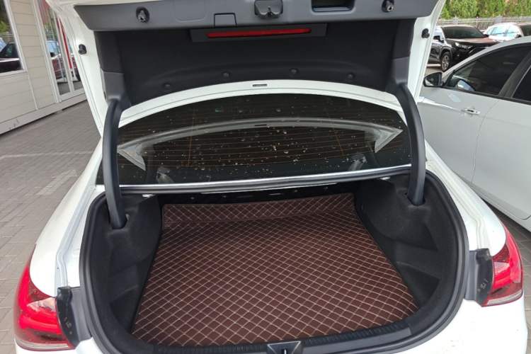 Used Mercedes-Benz A-Class 2022 Second Facelift A 200 L Sport Sedan Fashion Version Trunk