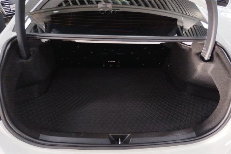 Used Mercedes-Benz A-Class 2022 Revised Version A 200 L Sport Sedan Fashionable Style Trunk