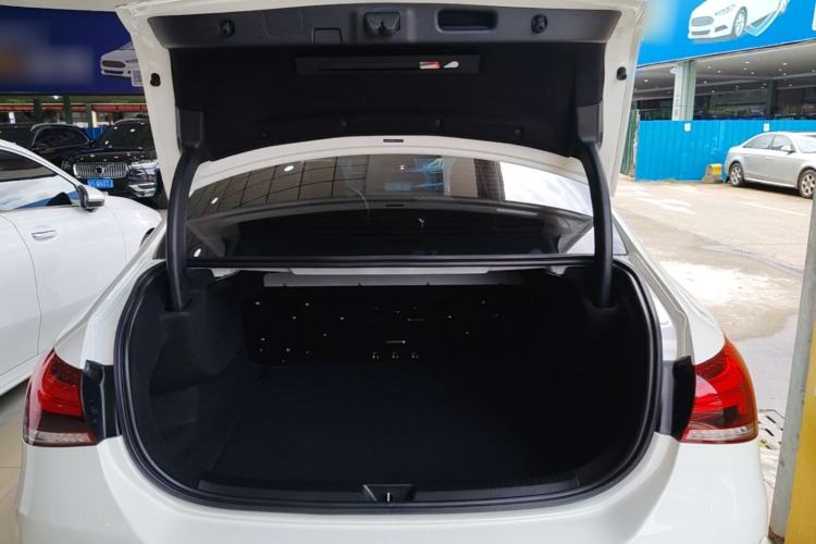 Used Mercedes-Benz A-Class 2022 Restyled A 200 L Sport Sedan Fashion Version Trunk