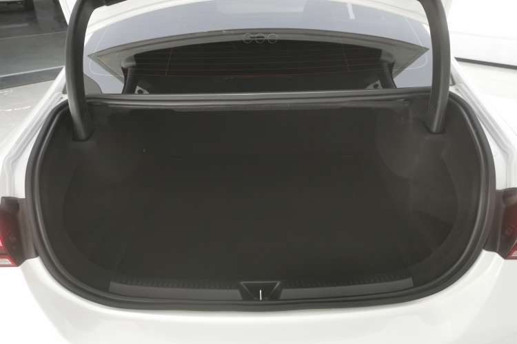 Used Mercedes-Benz A-Class 2022 Second Facelift A 200 L Sport Sedan Fashion Version Trunk