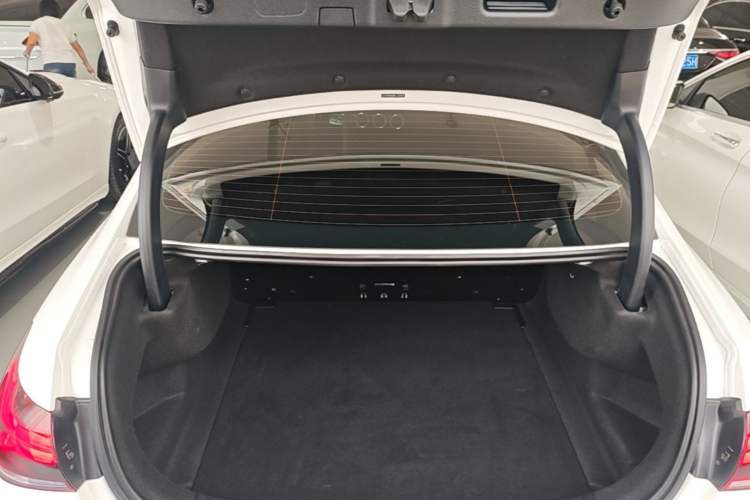 Used Mercedes-Benz A-Class 2022 Second Facelift A 200 L Sport Sedan Fashion Version Trunk