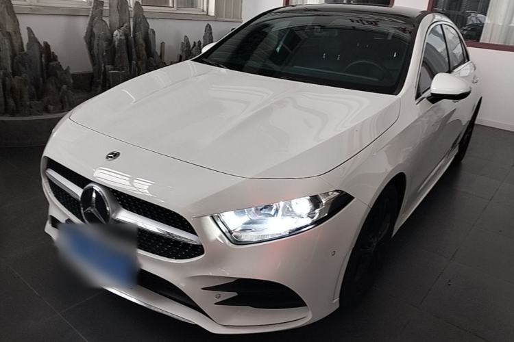 Ojetý Mercedes-Benz A-Class 2022 Restyled A 180 L Sport Sedan Guazi used car, China used car export, Used car for sale, Used  cars, Cheapest cars for sale