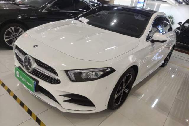 Used Mercedes-Benz A-Class 2022 Revised Version A 200 L Sport Sedan Fashionable Style