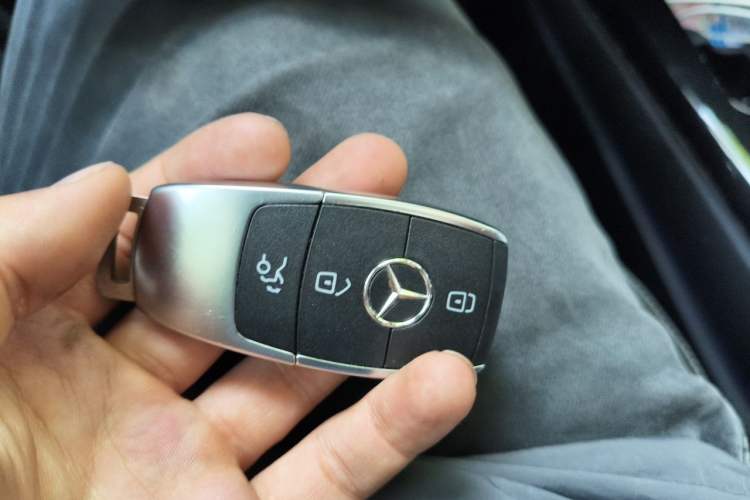 Used Mercedes-Benz A-Class 2022 A 200 L Sport Sedan Fashion Model Vehicle Key