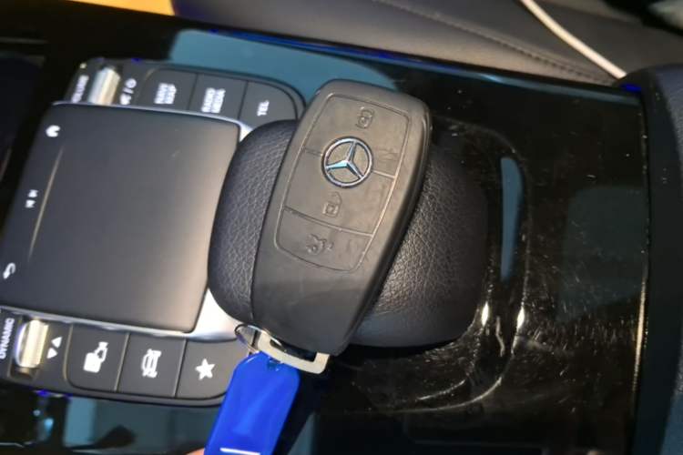 Used Mercedes-Benz A-Class 2022 Restyled A 200 L Sport Sedan Fashion Version Vehicle Key