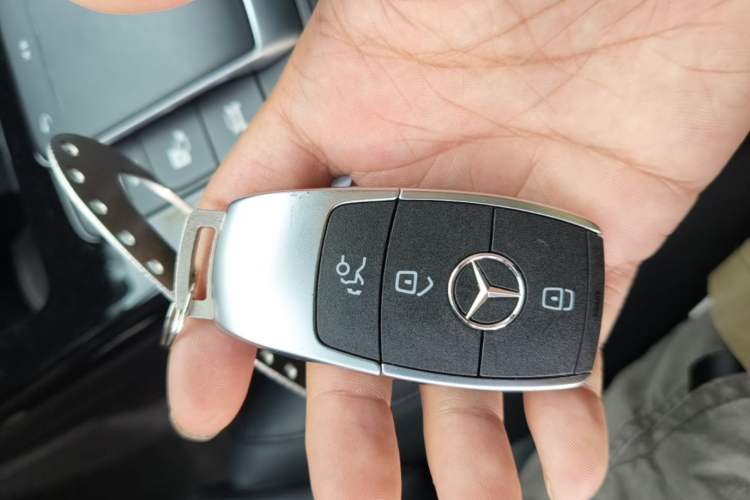 Used Mercedes-Benz A-Class 2022 Restyled A 200 L Sport Sedan Fashion Version Vehicle Key