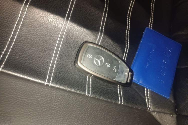 Used Mercedes-Benz A-Class 2022 Restyled A 200 L Sport Sedan Fashion Version Vehicle Key