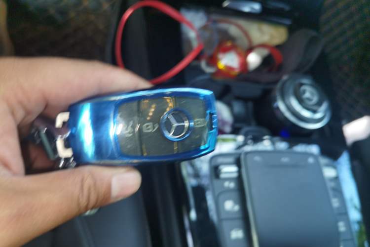 Used Mercedes-Benz A-Class 2022 Second Facelift A 200 L Sport Sedan Fashion Version Vehicle Key