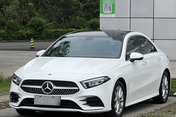 Ojetý Mercedes-Benz A-Class 2022 A 200 L Sport Sedan Dynamic Model Guazi used car, China used car export, Used car for sale, Used  cars, Cheapest cars for sale