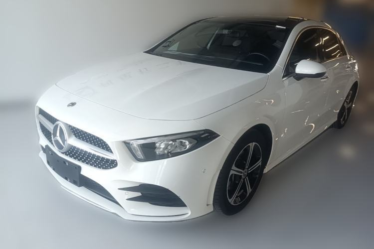 Used Mercedes-Benz A-Class 2022 Second Facelift A 200 L Sport Sedan Fashion Version Guazi used car, China used car export, Used car for sale, Used cars, Cheapest cars for sale