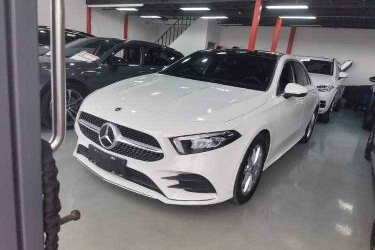 Used Mercedes-Benz A-Class 2022 A 200 L Sport Sedan Fashion Model Guazi used car, China used car export, Used car for sale, Used  cars, Cheapest cars for sale