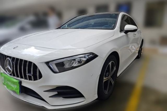 Used Mercedes-Benz A-Class 2022 Second Facelift A 200 L Sport Sedan Fashion Version