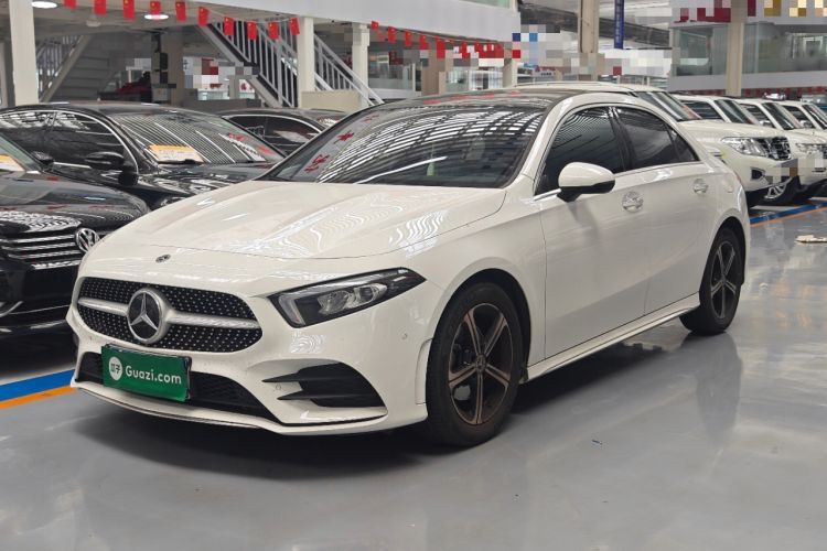 Used Mercedes-Benz A-Class 2022 Revised Version A 200 L Sport Sedan Fashionable Style Guazi used car, China used car export, Used car for sale, Used  cars, Cheapest cars for sale
