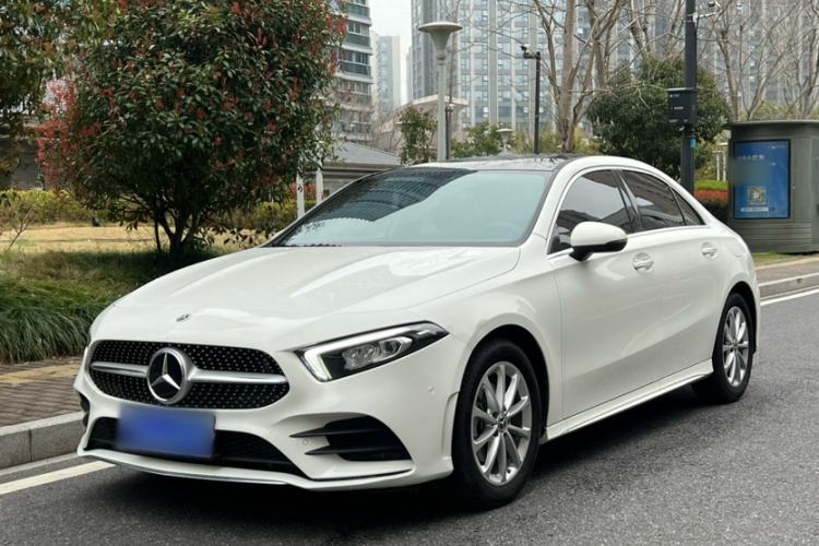 Used Mercedes-Benz A-Class 2022 Restyled A 200 L Sport Sedan Fashion Version Guazi used car, China used car export, Used car for sale, Used  cars, Cheapest cars for sale