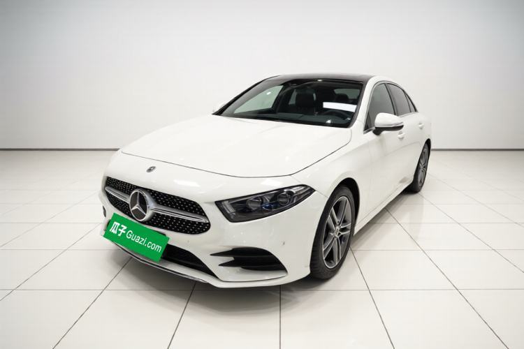 Ojetý Mercedes-Benz A-Class 2022 Restyled A 180 L Sport Sedan Guazi used car, China used car export, Used car for sale, Used  cars, Cheapest cars for sale