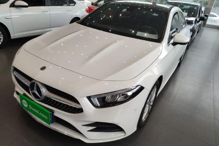 Used Mercedes-Benz A-Class 2022 Restyled A 200 L Sport Sedan Fashion Version Guazi used car, China used car export, Used car for sale, Used  cars, Cheapest cars for sale