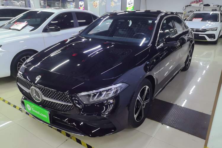 Ojetý Mercedes-Benz A-Class 2023 A 200 L Fashion Model Guazi used car, China used car export, Used car for sale, Used  cars, Cheapest cars for sale