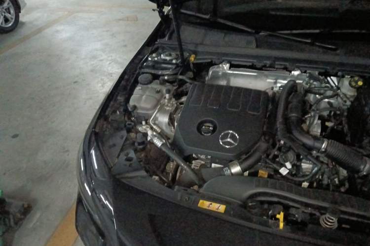 Used Mercedes-Benz A-Class 2023 A 180 L Engine Bay Right