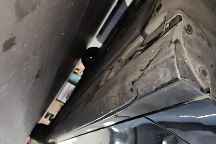 Used Mercedes-Benz A-Class 2023 A 200 L Fashion Model Left Side Sill