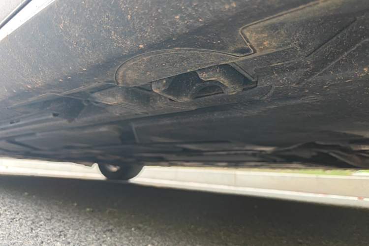 Used Mercedes-Benz A-Class 2023 A 200 L Fashion Model Left Side Sill